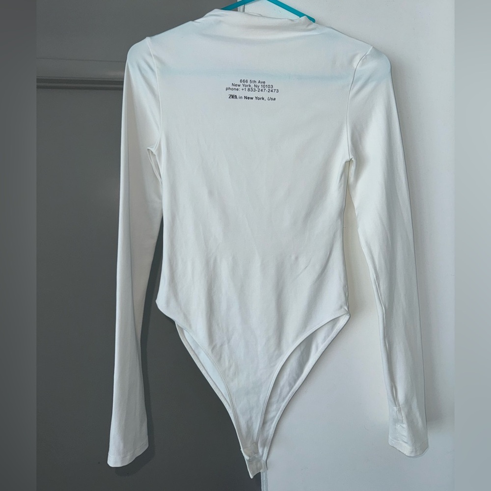 Zara White Long Sleeve Bodysuit